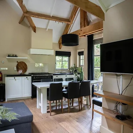 In Veluwe With Sauna And Nature Views