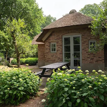 Lavish 8-person Farm In *