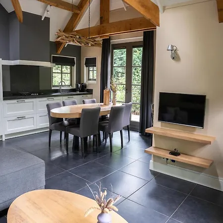 In Veluwe With Sauna And Nature Views *